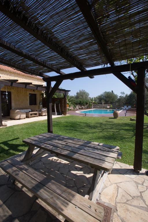 5 Stars Villas Свороната Екстер'єр фото